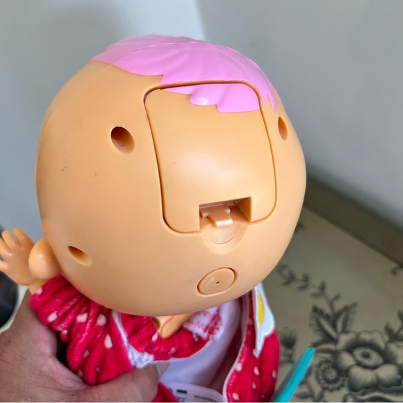 Adorable cry babies Tutti Frutti Strawberry Baby Doll - Picture 5 of 7